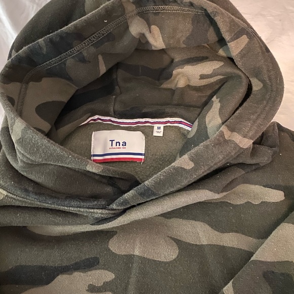 TNA Sweatshirt, M, great condition - Picture 2 of 2